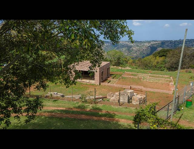 1,300M² VACANT LAND FOR SALE IN FOREST HILLS